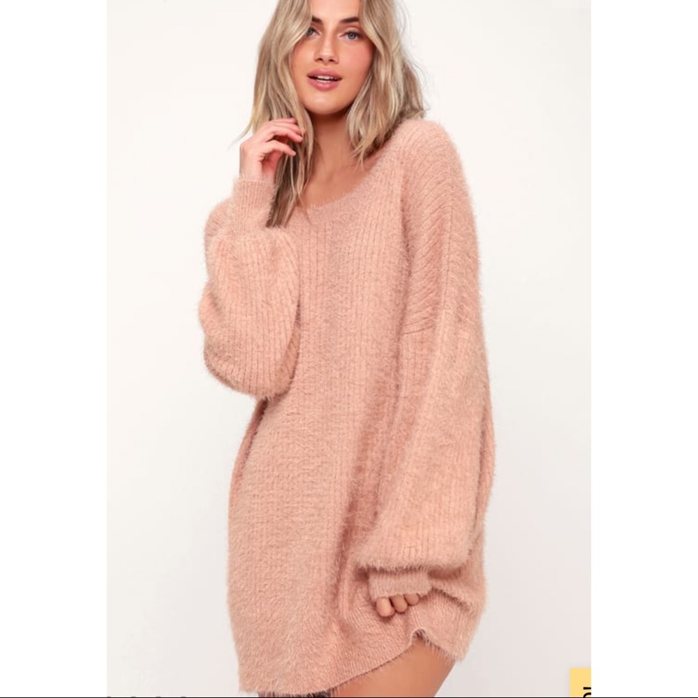 Lulu’s blush pink fuzzy sweater dress